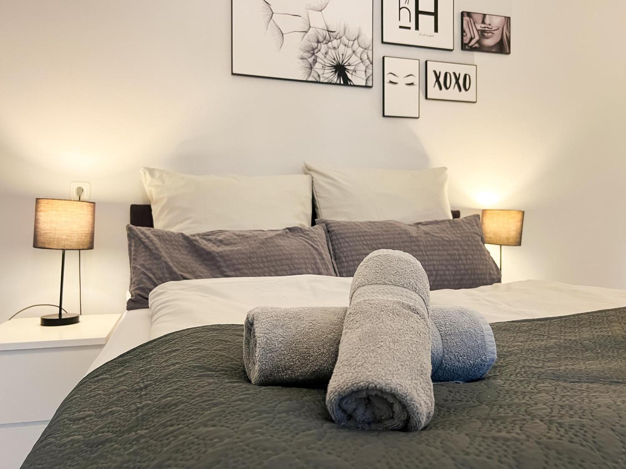 Qonroom - As Individual As You - Oeynhausen City Бад-Эйнхаузен Экстерьер фото