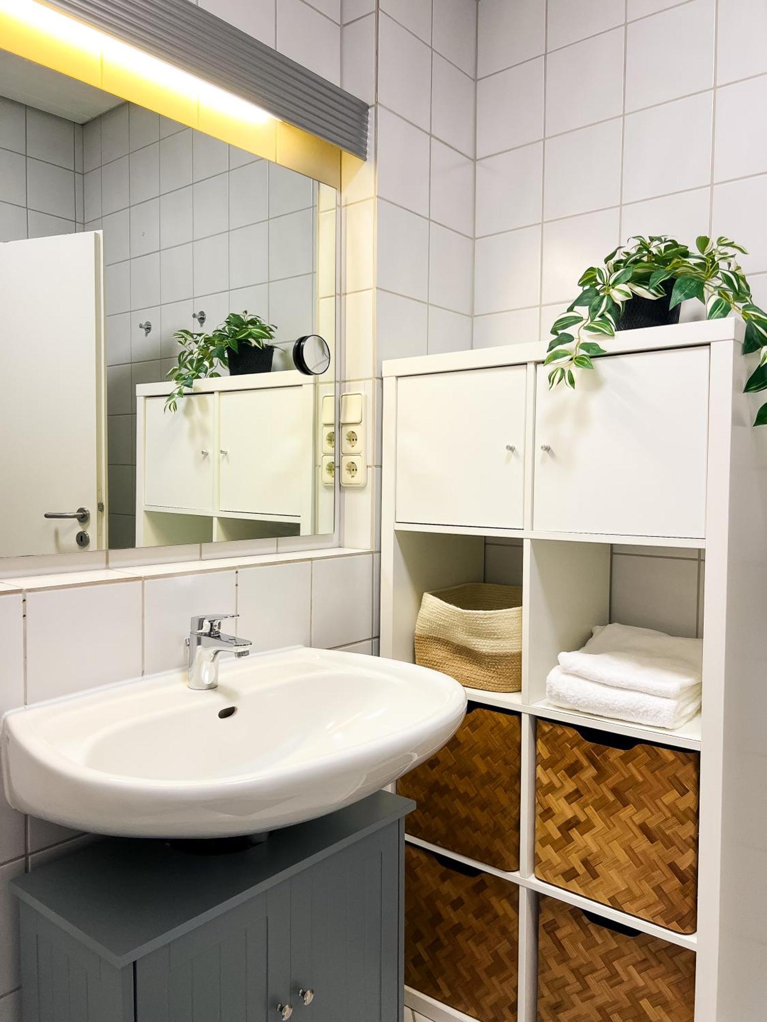 Qonroom - As Individual As You - Oeynhausen City Бад-Эйнхаузен Экстерьер фото